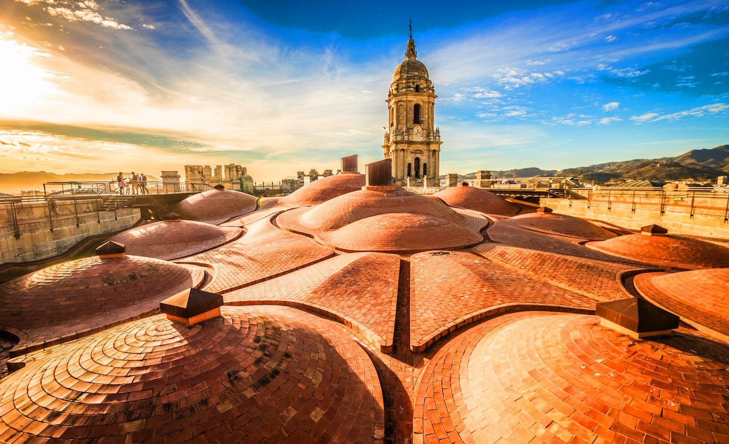 スペインの古都マラガを訪ねる歴史の旅へ Club Traveler クラブトラベラー