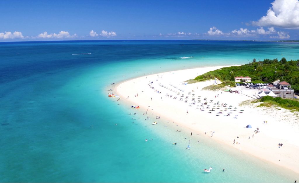 与那覇前浜ビーチ ©OPG/©Okinawa Prefectural Government/©沖縄県