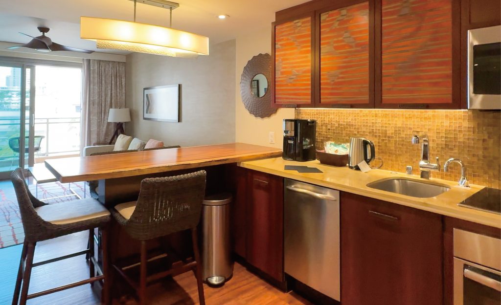 ラップに輪ゴム、調味料。キッチンまわりで役立つのはコレ！