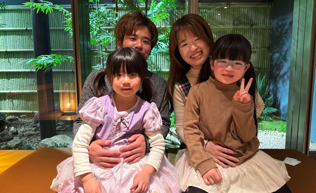 ご家族4人でチェックイン